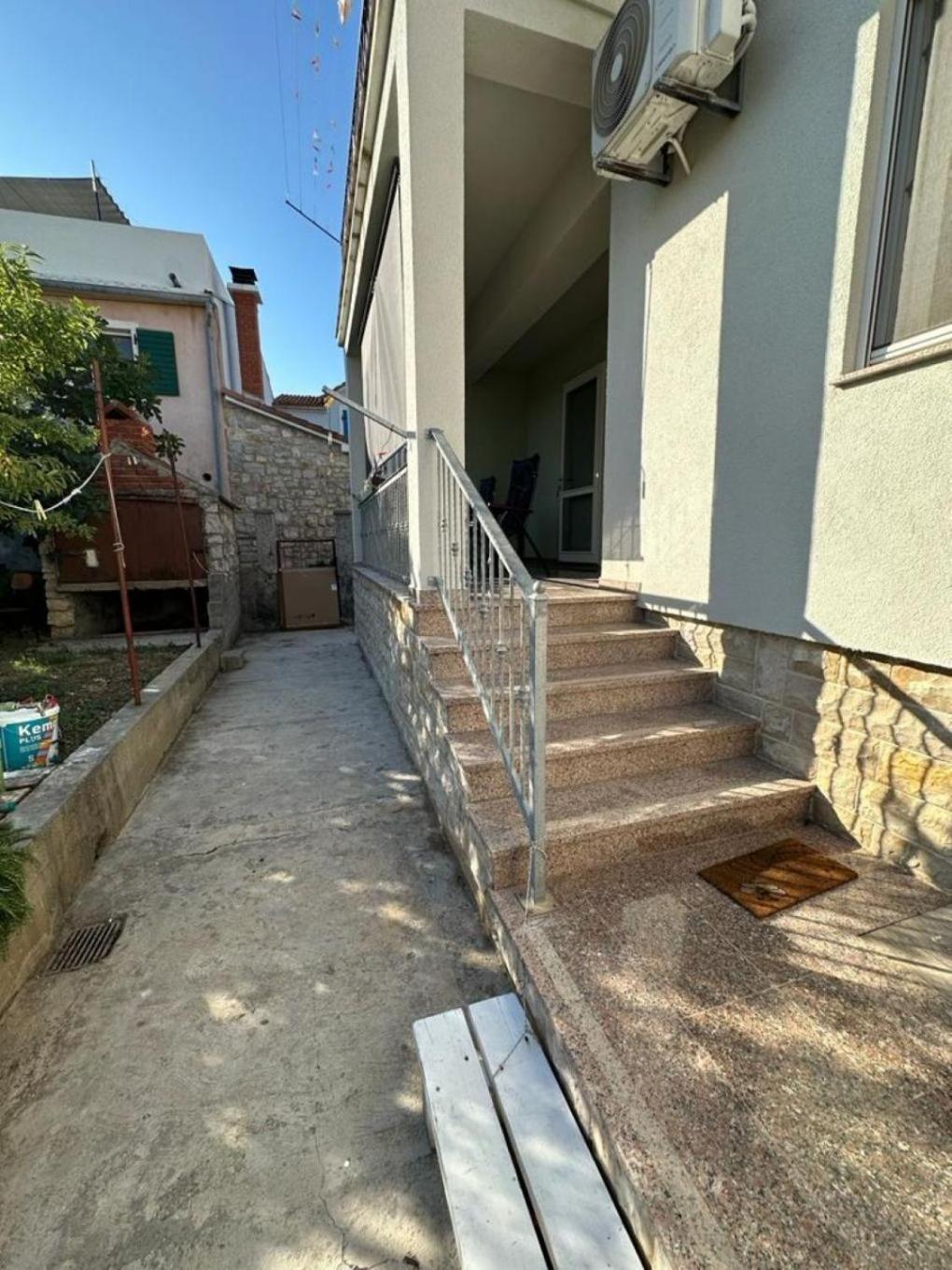 Apartment Denko Betina  Bagian luar foto